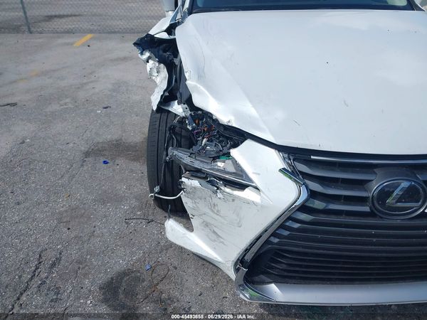 2018 LEXUS IS 300