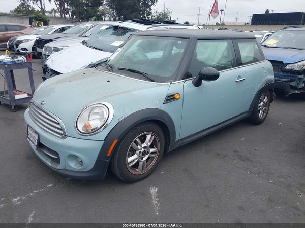 2013 MINI HARDTOP COOPER