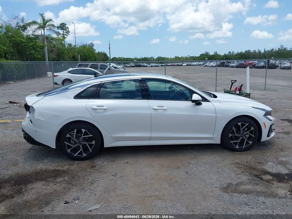2026 KIA K5 EX