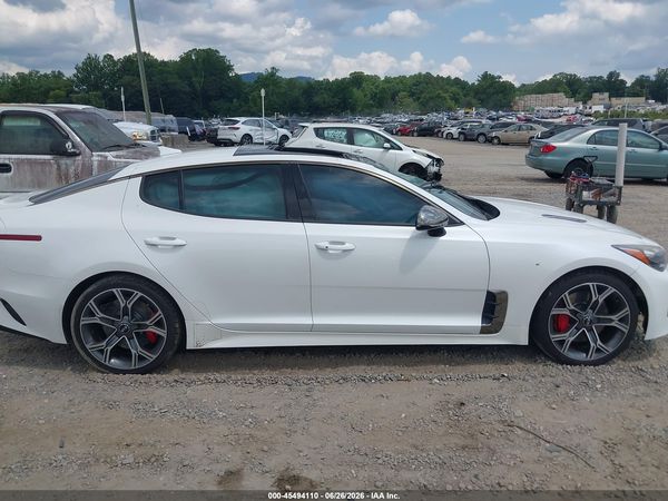 2018 KIA STINGER GT1