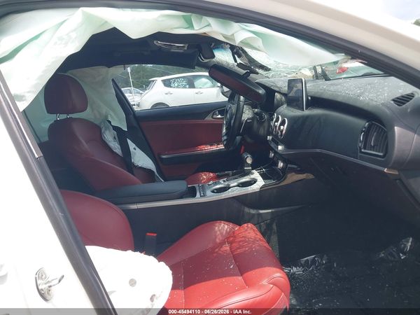 2018 KIA STINGER GT1