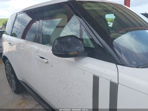 2025 LAND ROVER RANGE ROVER P400 SE 7 SEAT