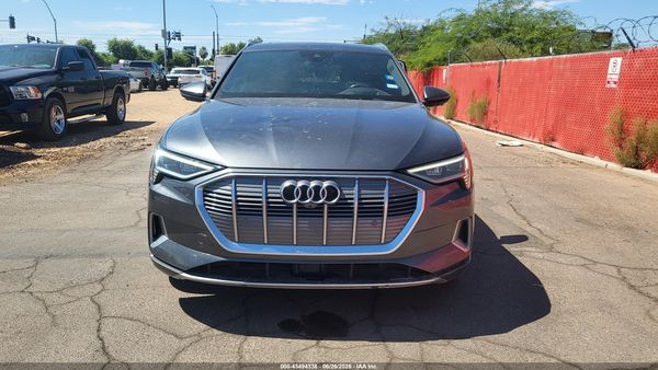 2019 AUDI E-TRON PREMIUM PLUS