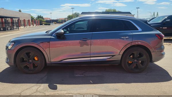 2019 AUDI E-TRON PREMIUM PLUS