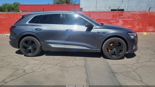 2019 AUDI E-TRON PREMIUM PLUS