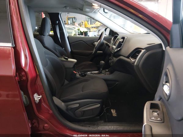 2019 JEEP CHEROKEE LATITUDE 4X4