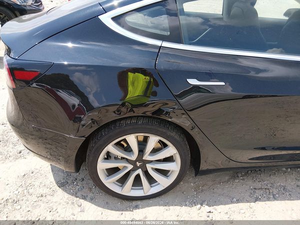 2018 TESLA MODEL 3 LONG RANGE/MID RANGE