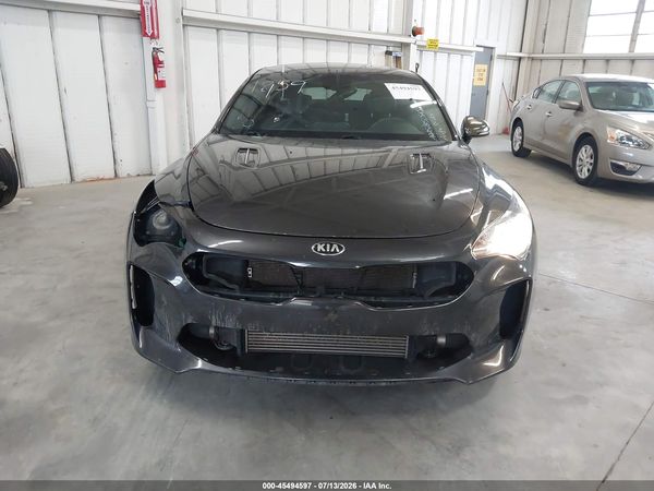 2021 KIA STINGER GT-LINE