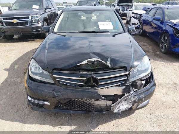 2014 MERCEDES-BENZ C 250 SPORT