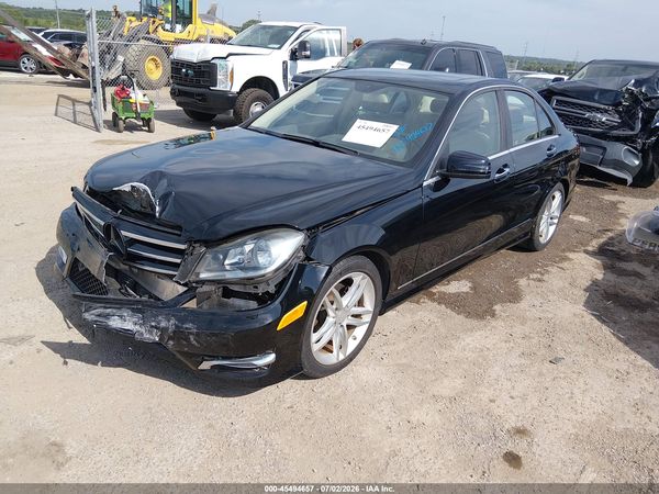 2014 MERCEDES-BENZ C 250 SPORT