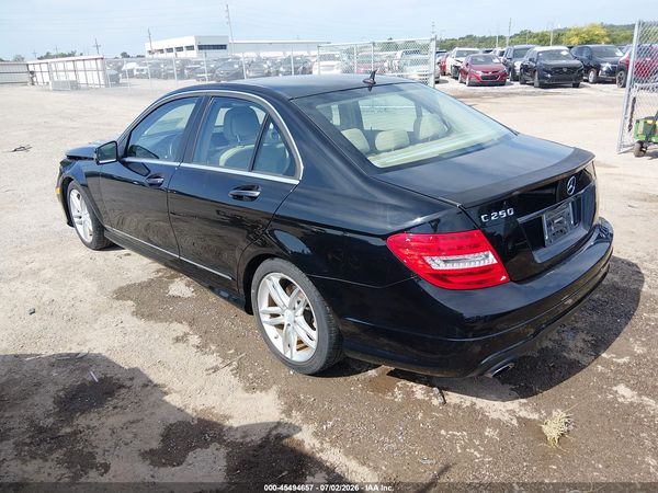 2014 MERCEDES-BENZ C 250 SPORT
