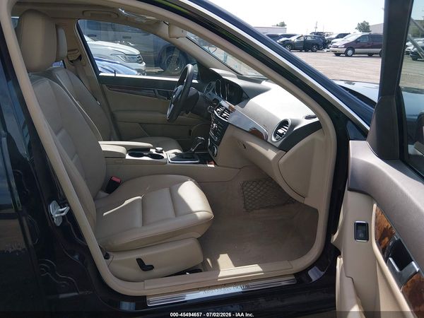 2014 MERCEDES-BENZ C 250 SPORT