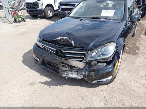 2014 MERCEDES-BENZ C 250 SPORT