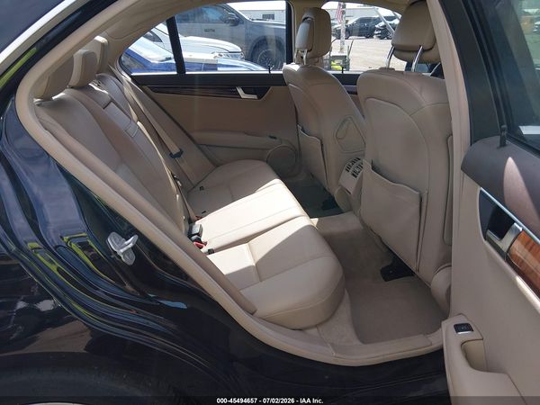 2014 MERCEDES-BENZ C 250 SPORT
