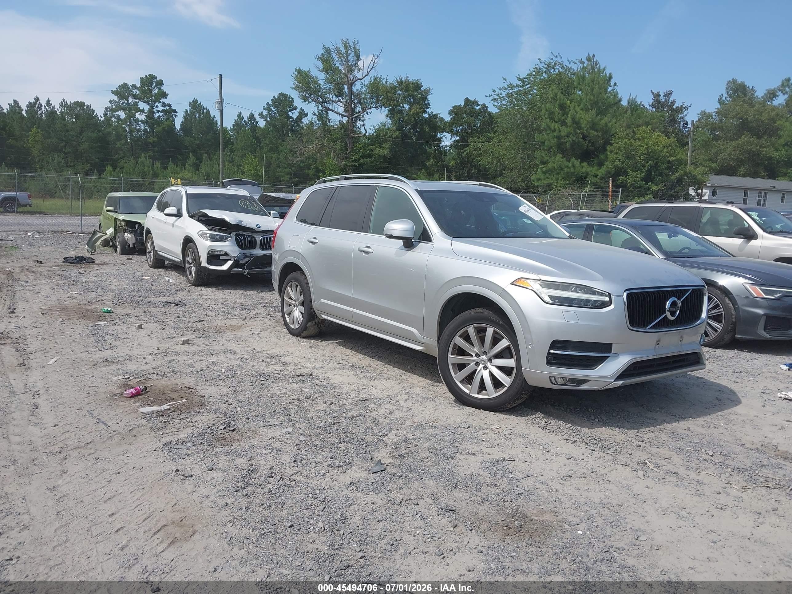 2016 VOLVO XC90 T6 MOMENTUM