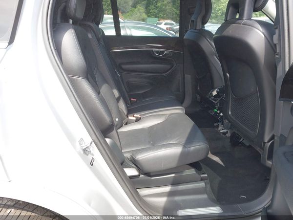 2016 VOLVO XC90 T6 MOMENTUM