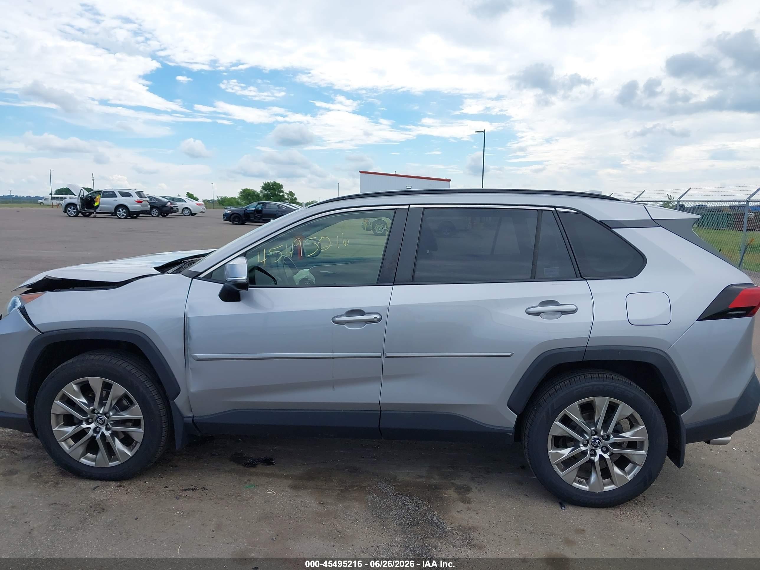 2019 TOYOTA RAV4 XLE PREMIUM