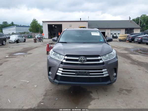 2019 TOYOTA HIGHLANDER XLE