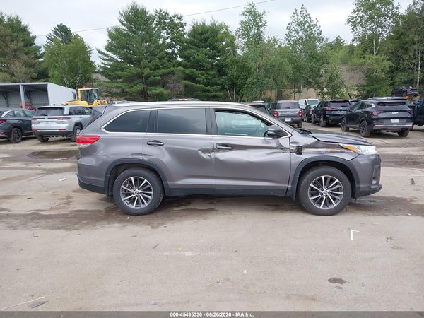 2019 TOYOTA HIGHLANDER XLE