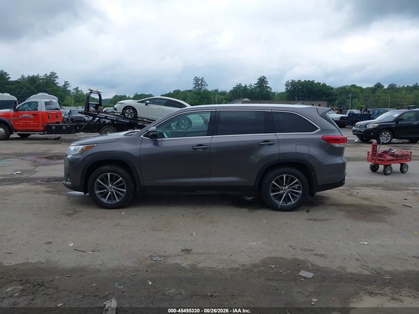 2019 TOYOTA HIGHLANDER XLE
