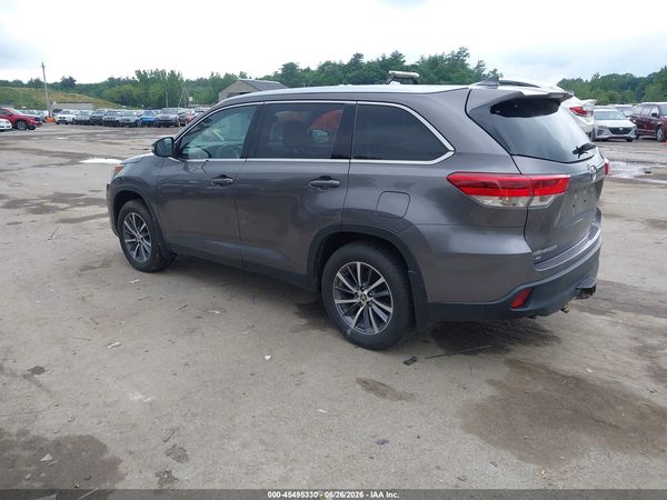 2019 TOYOTA HIGHLANDER XLE
