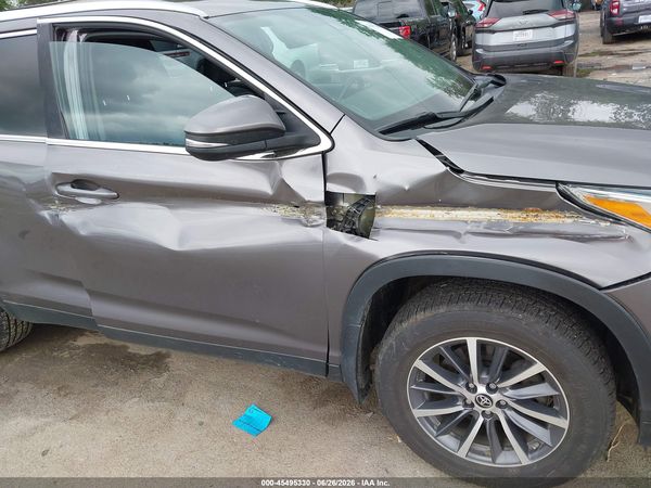 2019 TOYOTA HIGHLANDER XLE