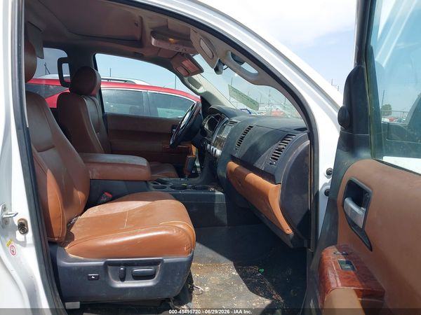 2018 TOYOTA SEQUOIA PLATINUM