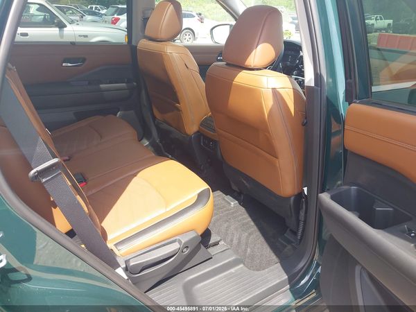 2024 NISSAN PATHFINDER PLATINUM 4WD