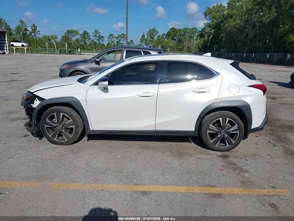 2021 LEXUS UX 200