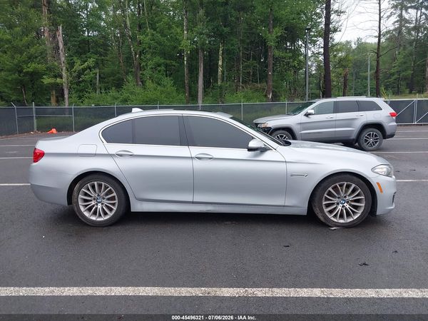2015 BMW 528I
