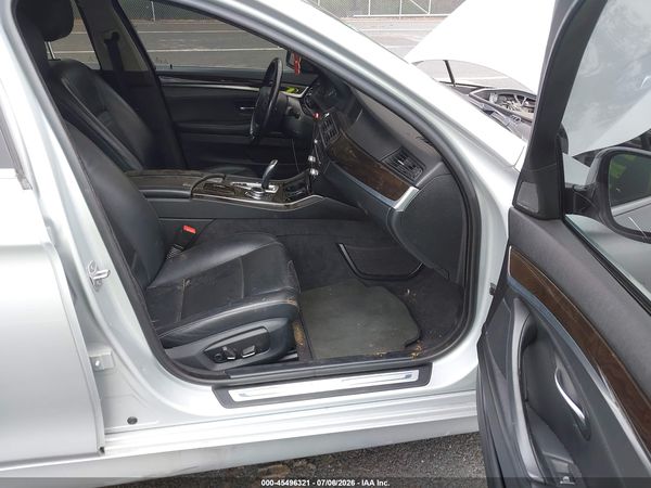 2015 BMW 528I