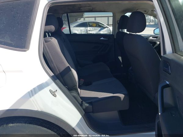 2018 VOLKSWAGEN TIGUAN 2.0T S — I8