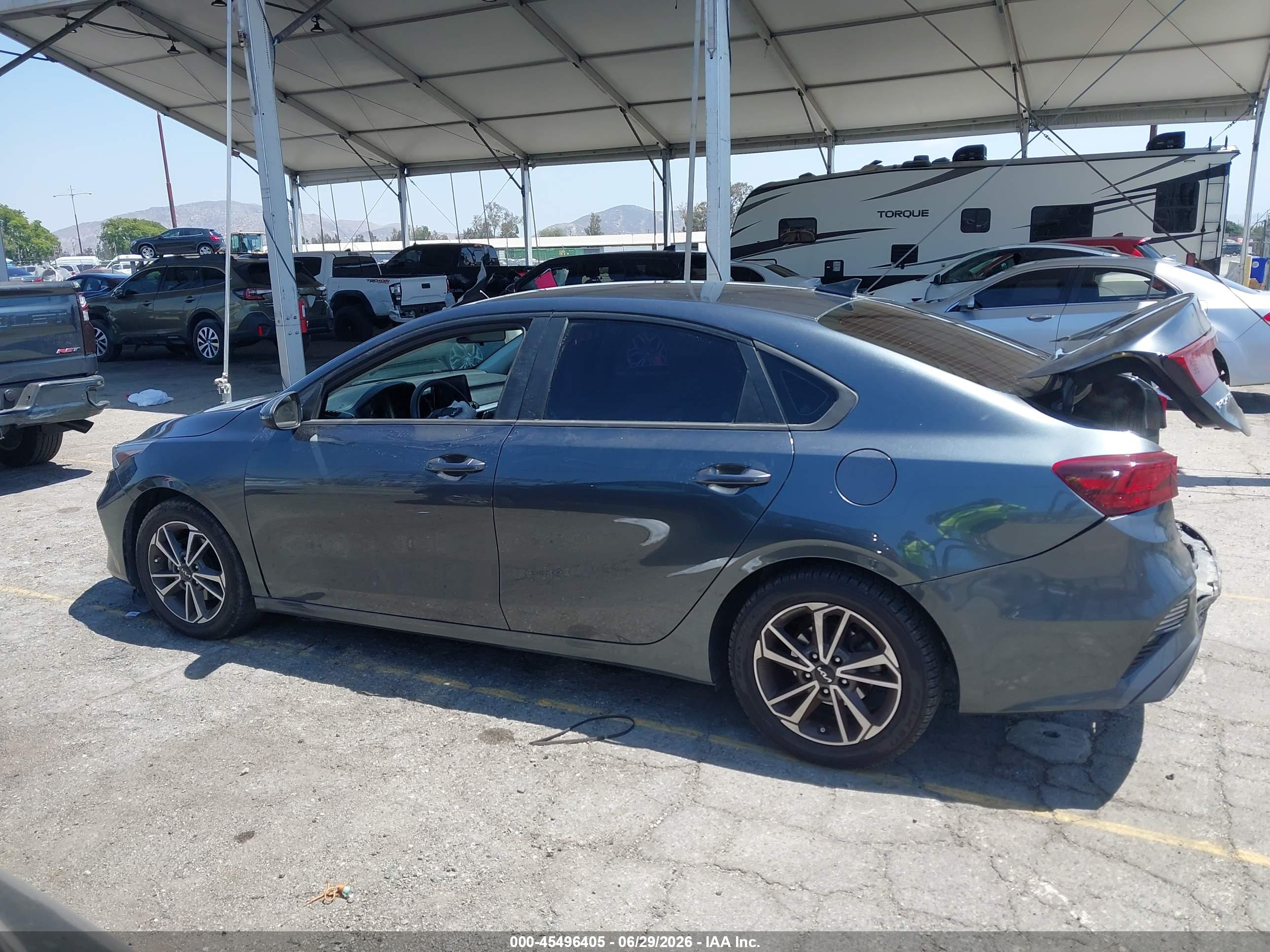 2023 KIA FORTE LXS