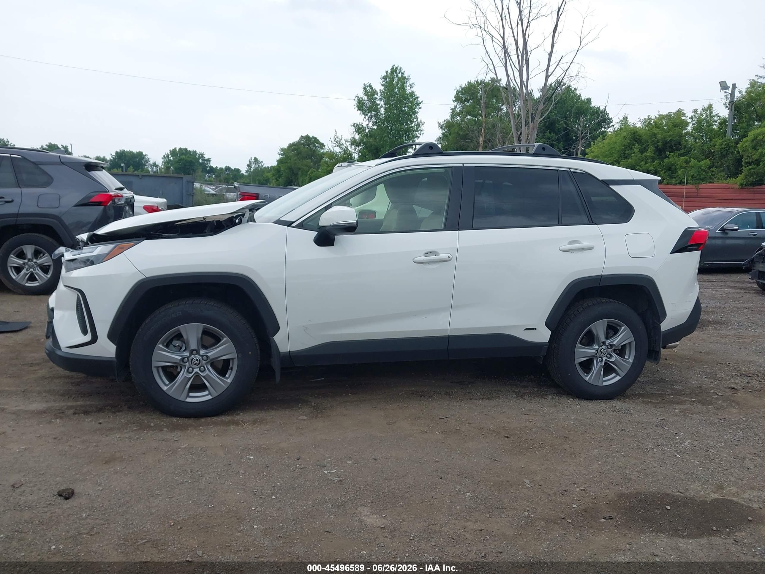 2025 TOYOTA RAV4 HYBRID XLE