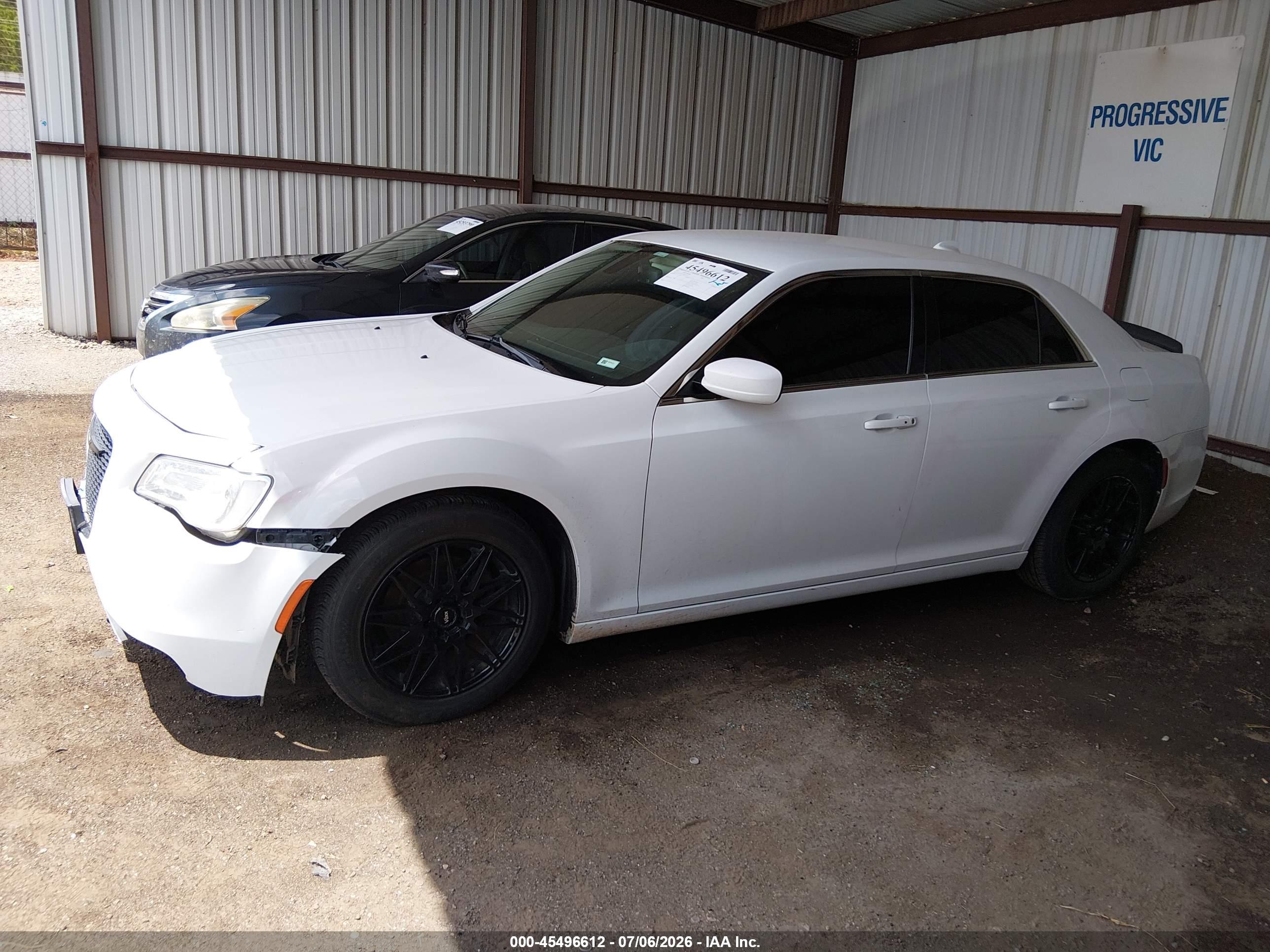 2017 CHRYSLER 300 LIMITED