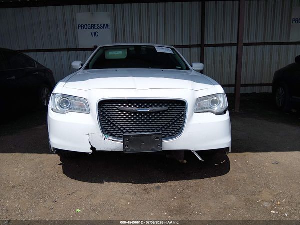2017 CHRYSLER 300 LIMITED