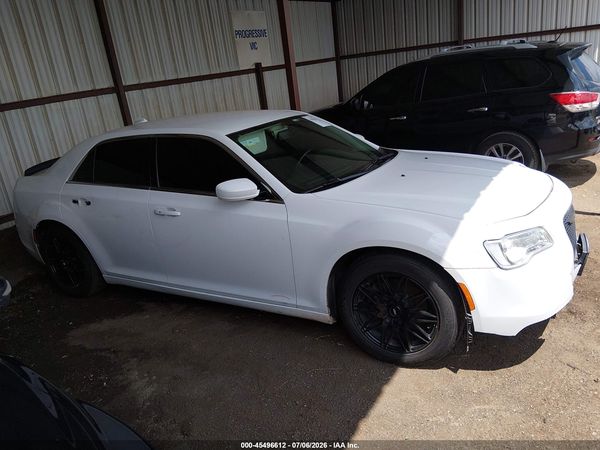 2017 CHRYSLER 300 LIMITED