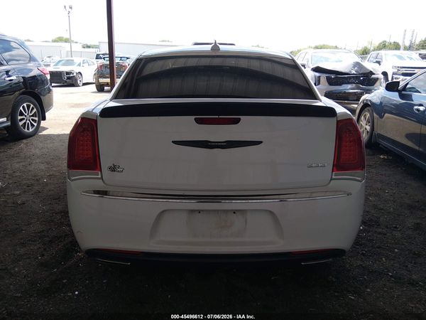 2017 CHRYSLER 300 LIMITED