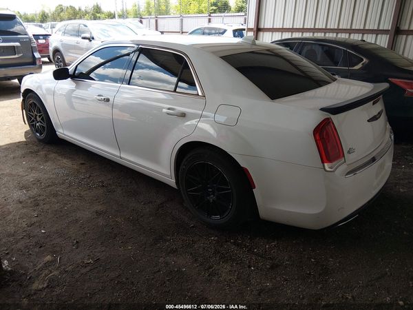 2017 CHRYSLER 300 LIMITED