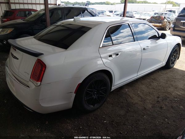 2017 CHRYSLER 300 LIMITED