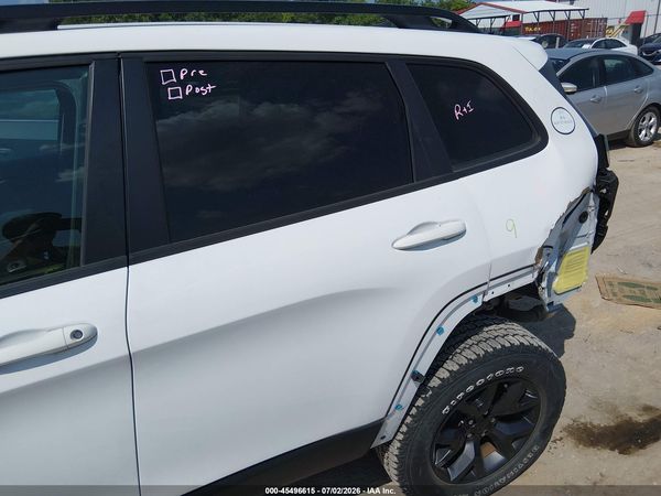2019 JEEP CHEROKEE UPLAND 4X4