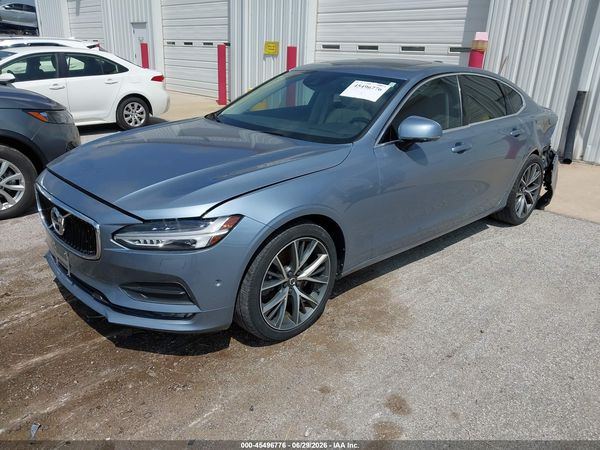 2017 VOLVO S90 T6 MOMENTUM