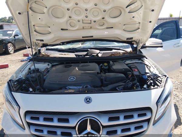 2018 MERCEDES-BENZ GLA 250 4MATIC