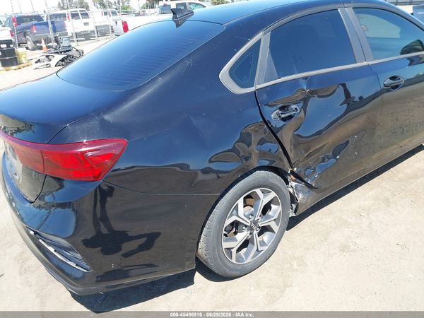 2019 KIA FORTE LXS