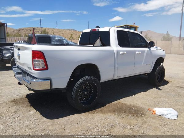 2020 RAM 1500 BIG HORN  4X4 6'4 BOX