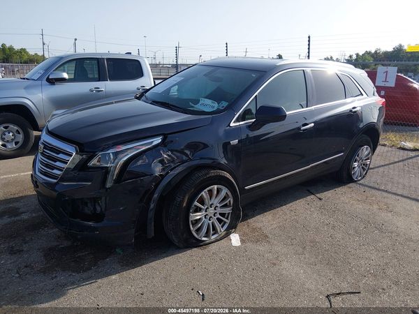 2017 CADILLAC XT5 STANDARD