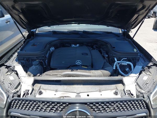 2022 MERCEDES-BENZ GLC 300 SUV