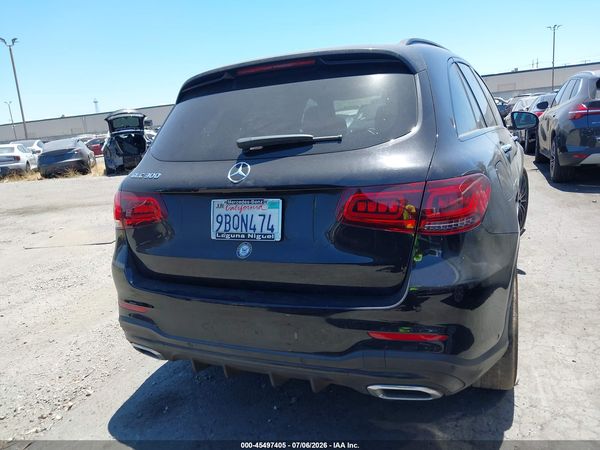 2022 MERCEDES-BENZ GLC 300 SUV