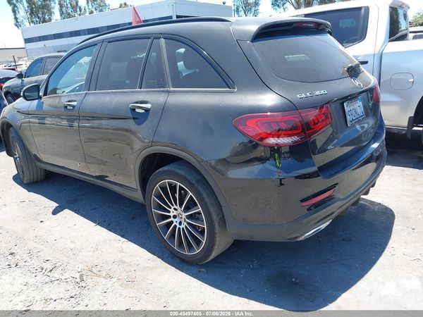 2022 MERCEDES-BENZ GLC 300 SUV