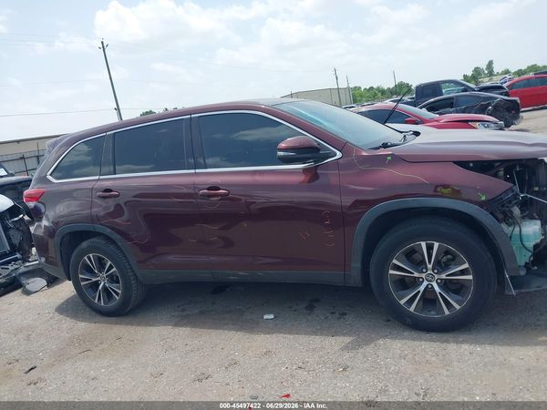 2019 TOYOTA HIGHLANDER LE